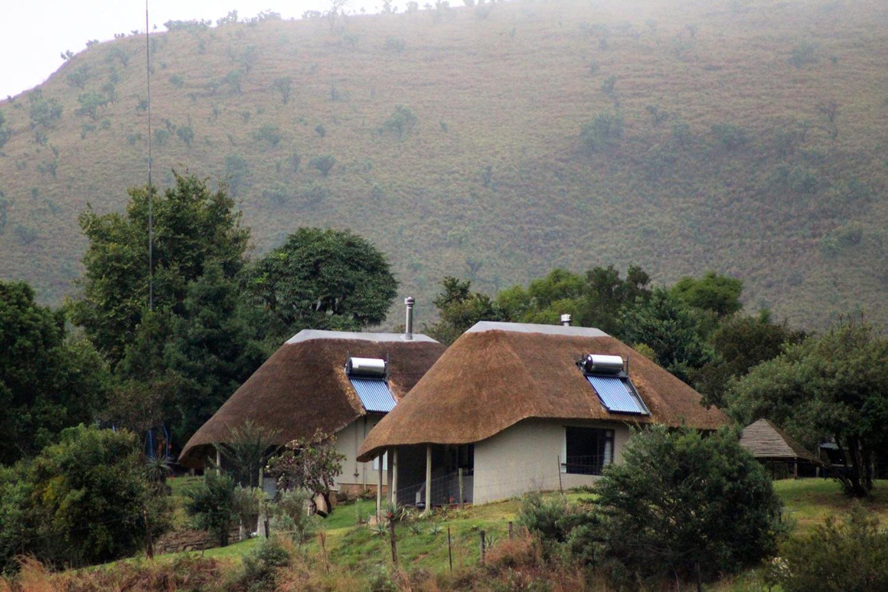 Villa Sungubala Eco Camp à Bergville Extérieur photo