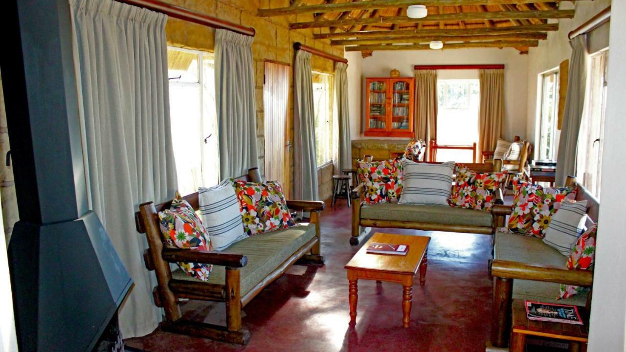 Villa Sungubala Eco Camp à Bergville Extérieur photo