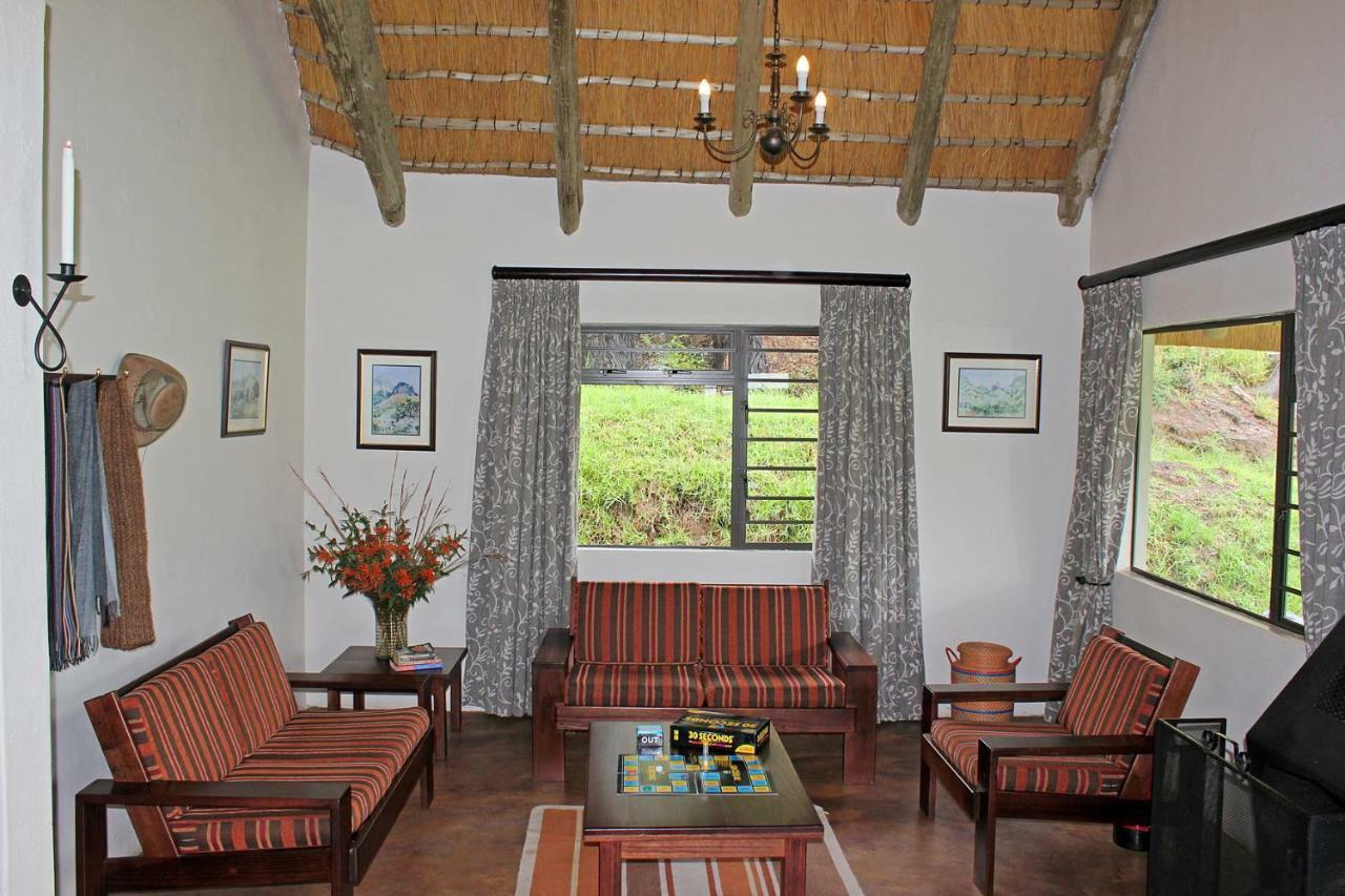 Villa Sungubala Eco Camp à Bergville Extérieur photo