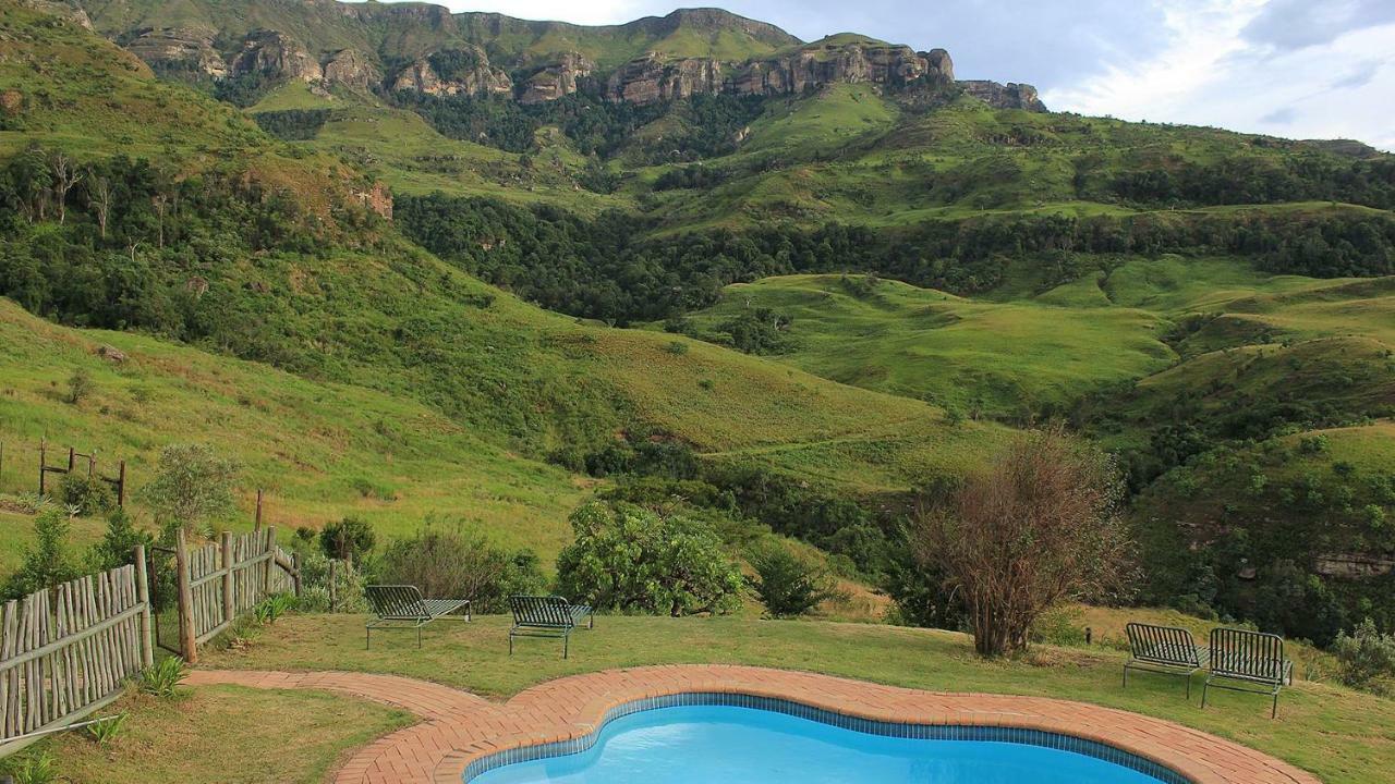 Villa Sungubala Eco Camp à Bergville Extérieur photo