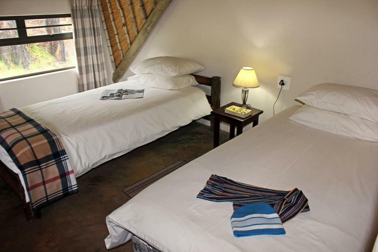 Villa Sungubala Eco Camp à Bergville Extérieur photo