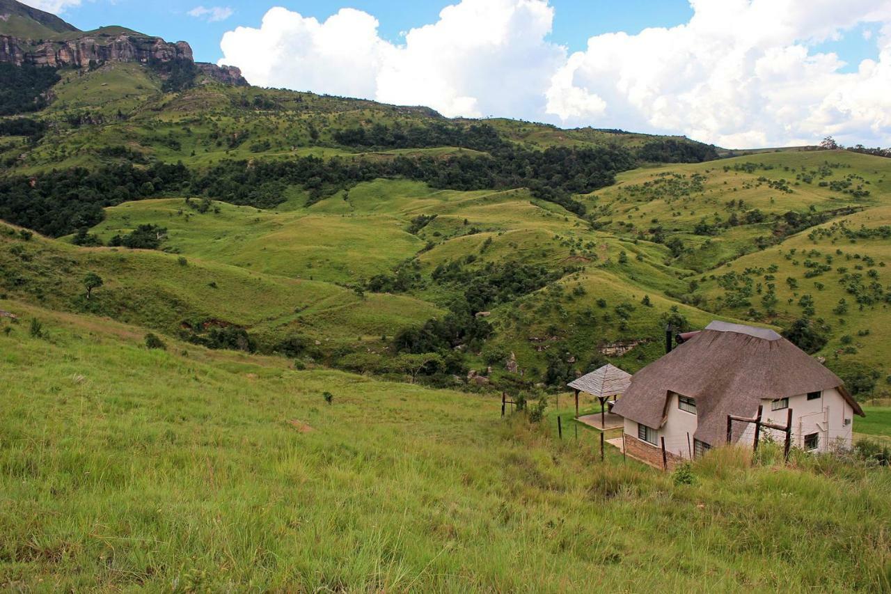 Villa Sungubala Eco Camp à Bergville Extérieur photo