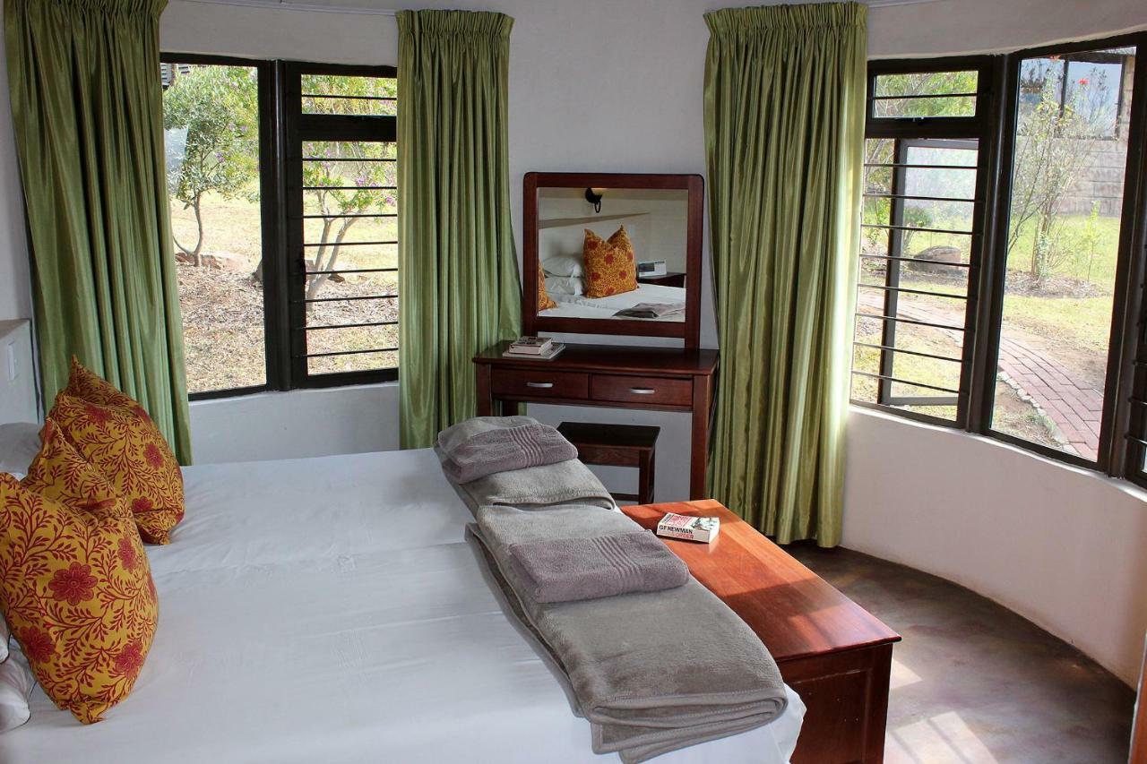 Villa Sungubala Eco Camp à Bergville Extérieur photo